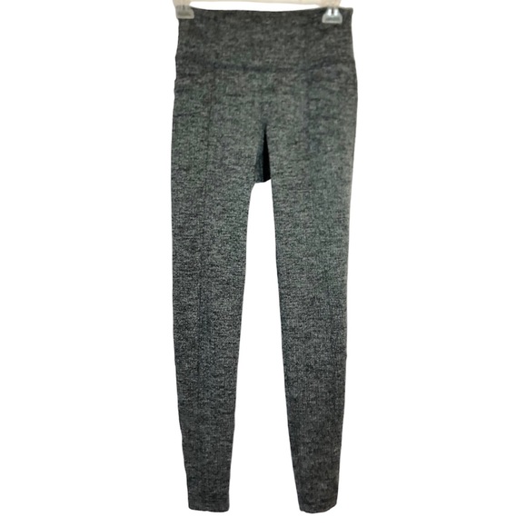 Athleta Pocket Leggings Chevron Herringbone Gray Women's Size XS - Picture 4 of 12